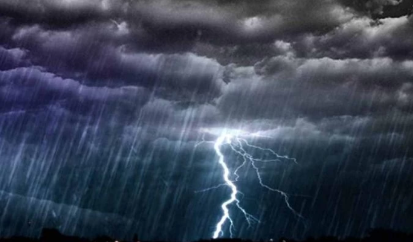 PMD Predicts Rain and Storms Across Pakistan 