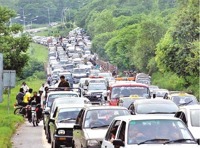 Heavy Vehicles Banned from Entering Murree