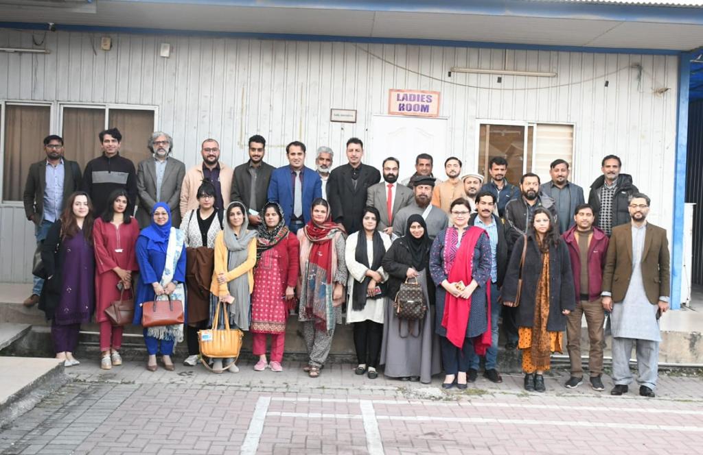 Journalist Empowerment Spurs Pluralism