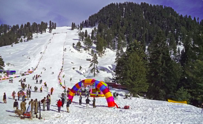 Swat: Winter Wonderland for Snow Enthusiasts 