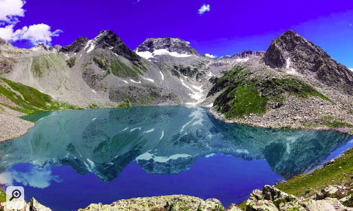 Snowfall Enthusiasts Flock to Malam Jabba, Kalam