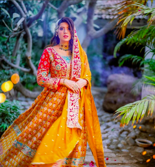 Aiman Zaman Shines in Sangeet Ceremony with Fiancé Mujtaba