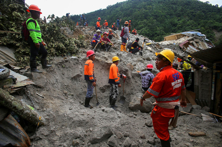 Philippines Landslide: 35 Deaths, 77 Missing