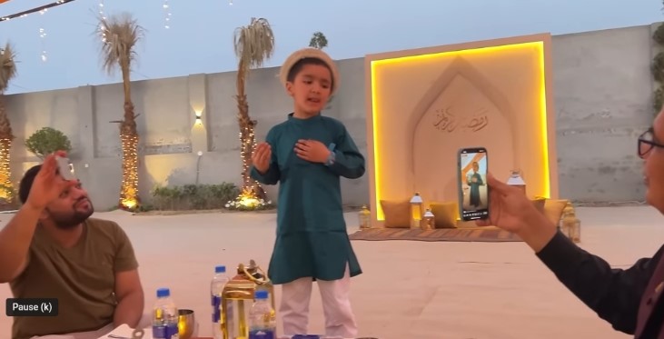 Vlogger Shiraz's Adorable Meet-Up with Ducky Bhai Goes Viral