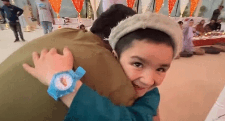 Vlogger Sensation Muhammad Shiraz's Adorable Meet-Up with Ducky Bhai Goes Viral