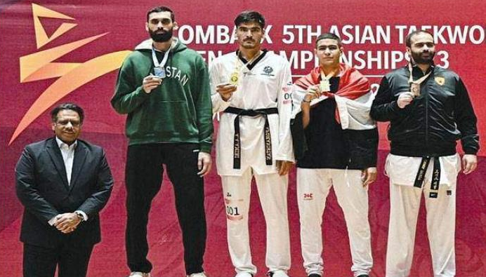 Shahzeb Clinches Silver for Pakistan at Asian Taekwondo Championship