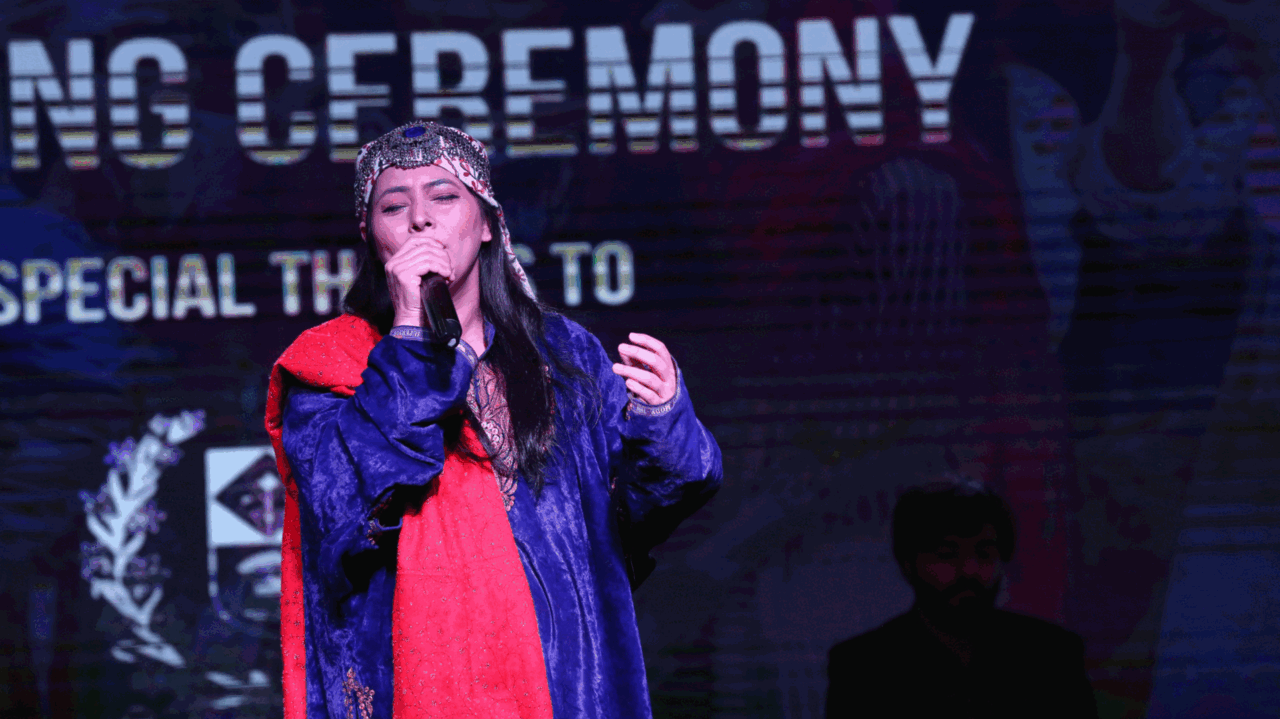 KP wins Pakistan's best pavilion award at Lok Mela