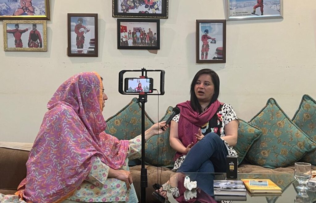 How Threats & Pressure Shape News in Conflict Zones