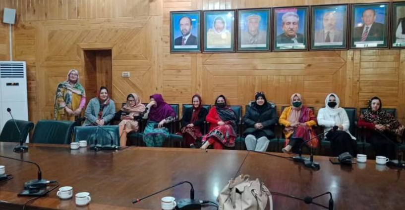 How Threats & Pressure Shape News in Conflict Zones