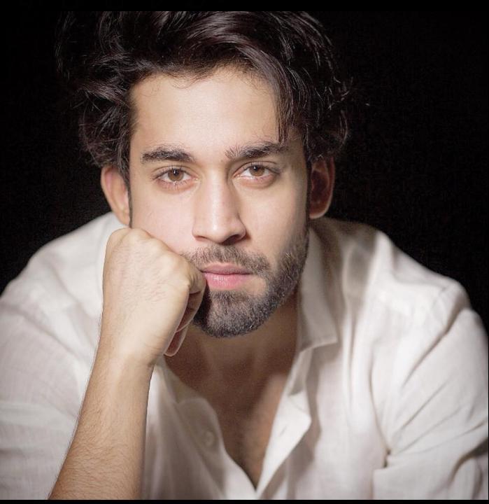 12 Pakistani Celebrities Who Have Won Hearts Across India