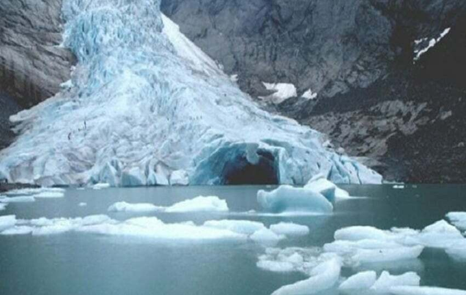 Pakistan’s northernmost region, where towering peaks cradle breathtaking landscapes, the glaciers of Gilgit-Baltistan stand as the country’s most significant frozen reservoirs.