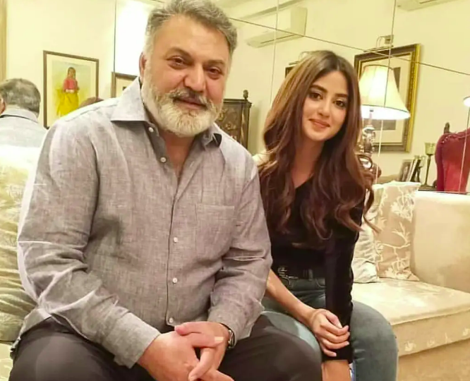 Asif Raza Mir on Working With Sajal Aly After Her Divorce