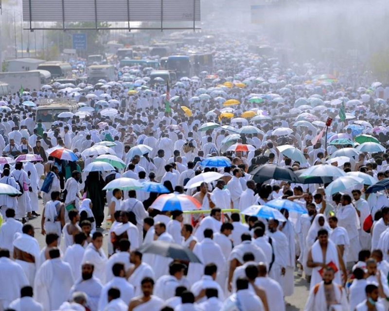 Hajj Rituals Begin as Pilgrims Arrive in Mina